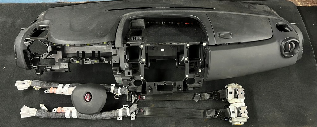 фото №1, Подушка безпеки ремені подушка renault trafic iii 3 x82 l+p