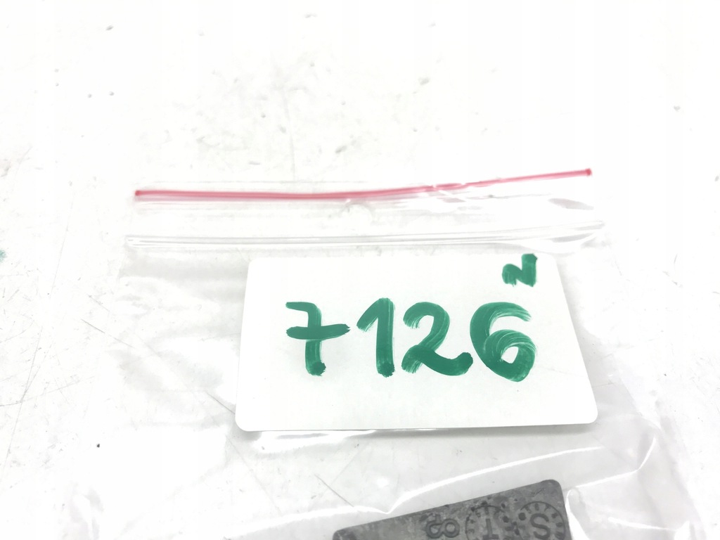 фото №7, Vw touareg ii кронштейн кронштейн датчика pdc 7p6919493a