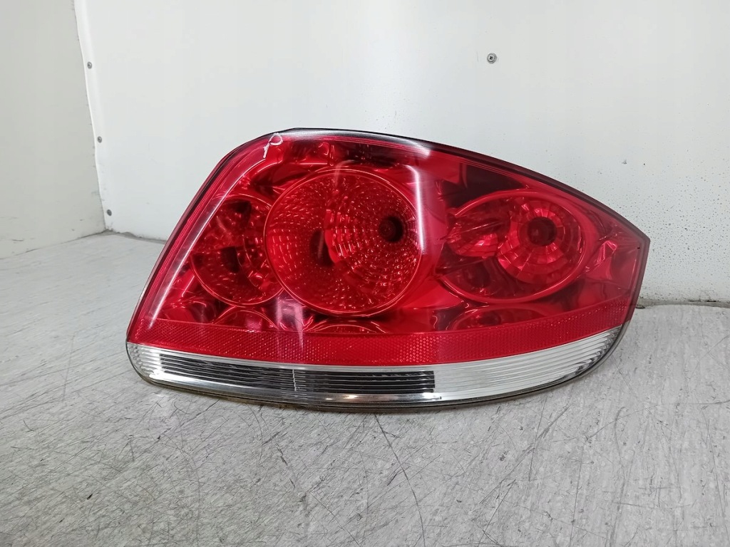 Лампа задня права fiat linea 51753752 20190999 sedan Зі Шроту