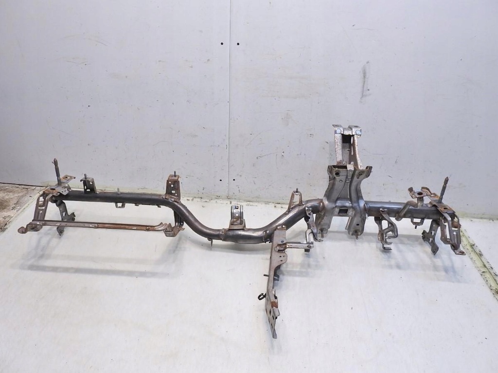 фото №7, Каркас балка консоли hyundai i30 i 84410-2l300