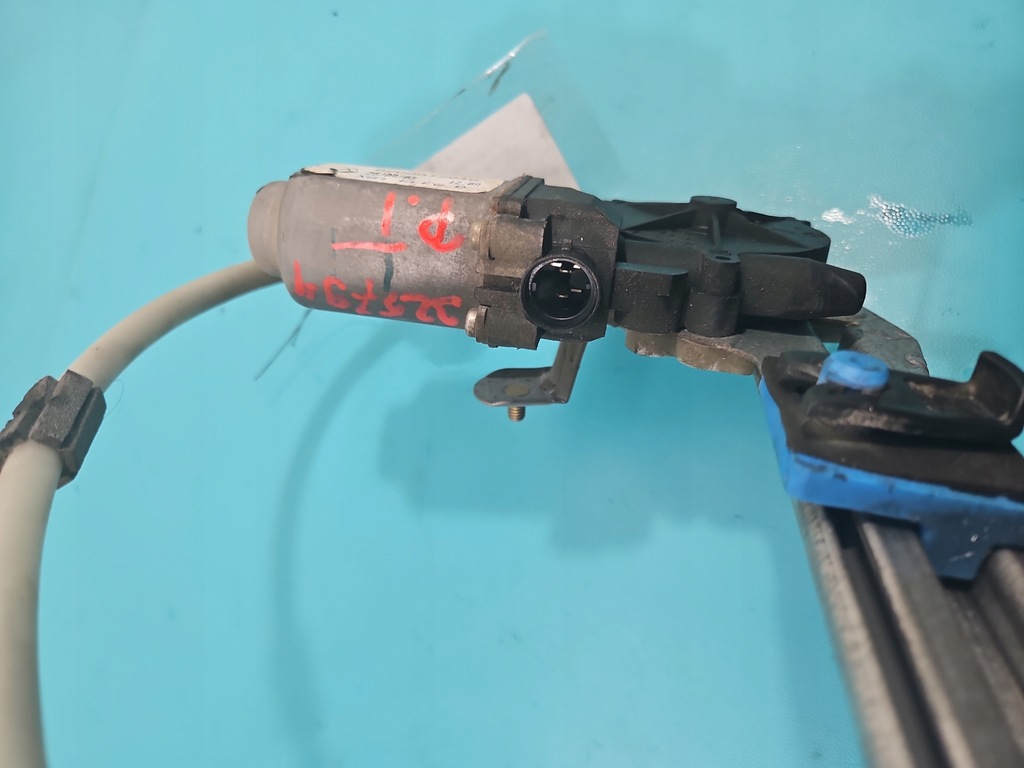 фото №7, Подъемник задняя правый renault espace iv 8200017910