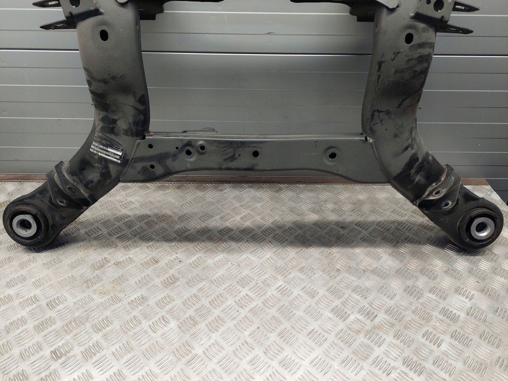 Mercedes-benz gl x166 a1663503100 перед підрамник задні Оригінал