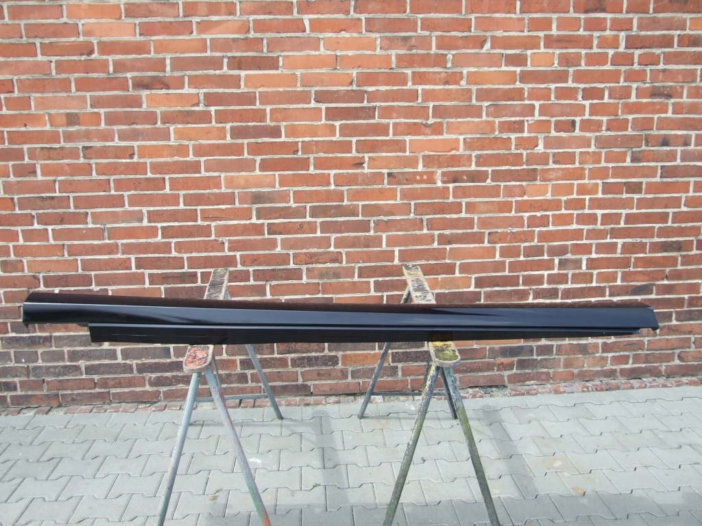 Купить Молдинг правая mercedes ml 350 w 166 amg 1666980854