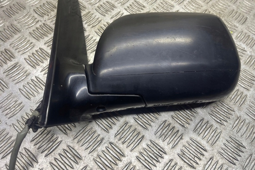 фото №8, Зеркало левая toyota avensis verso _m2_ e4012153 2.0l дизель 85kw 2003