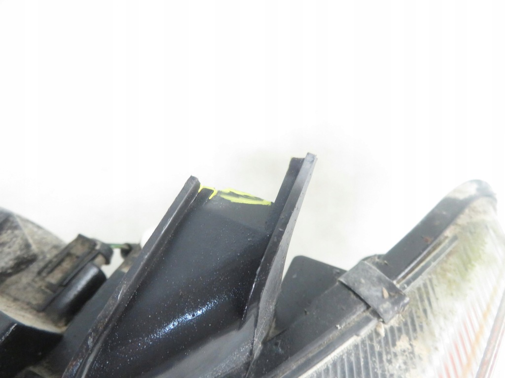 фото №9, Лампа левая передняя mitsubishi colt vi 8301b179