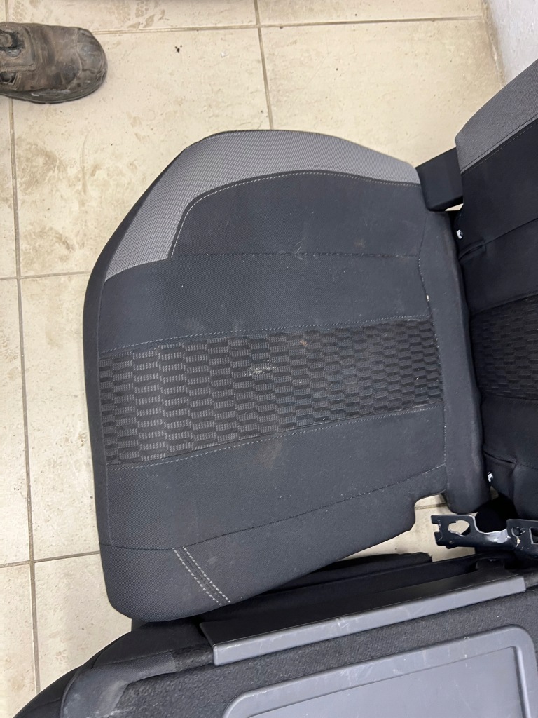 Сидіння сидіння заднє сидіння обшивки комплект peugeot 308 2 t9 sw універсал 16r європа Доставка