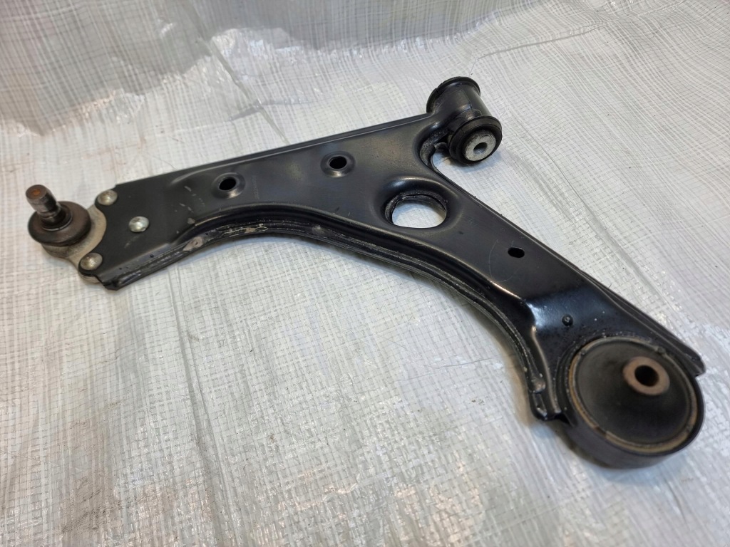 фото №1, Рычаг левый перед opel corsa e