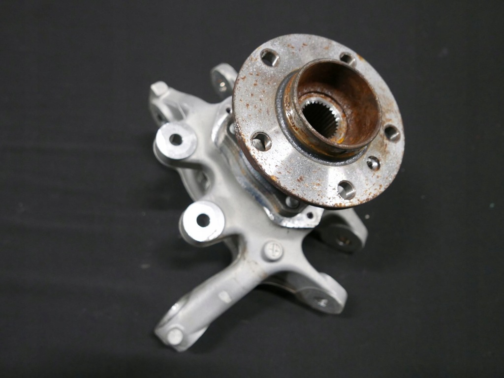 фото №7, Bmw f10 поворотный кулак правый задняя правая задняя 6793770