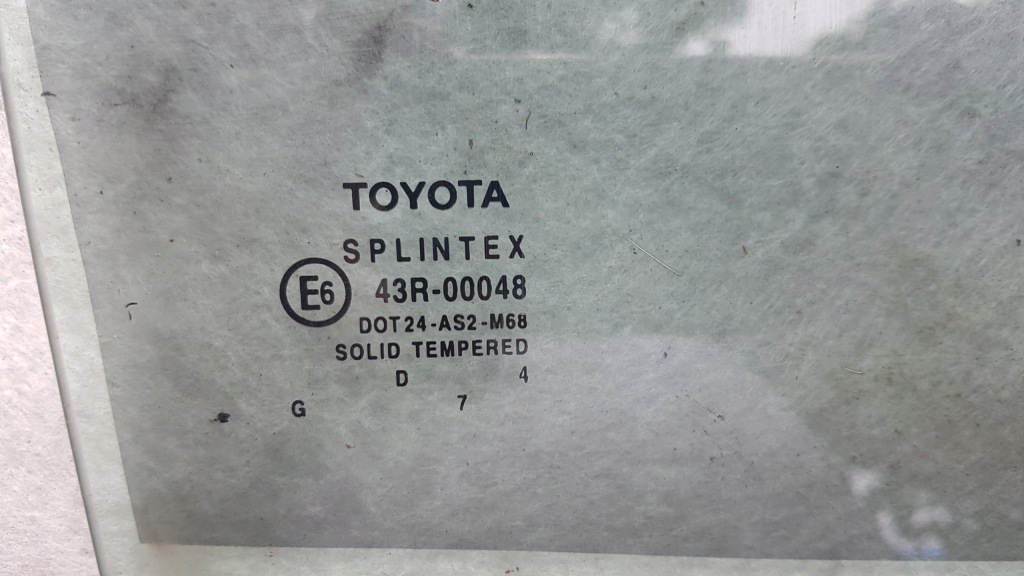 фото №3, Toyota avensis t25 стекло дверь правый задняя 2004