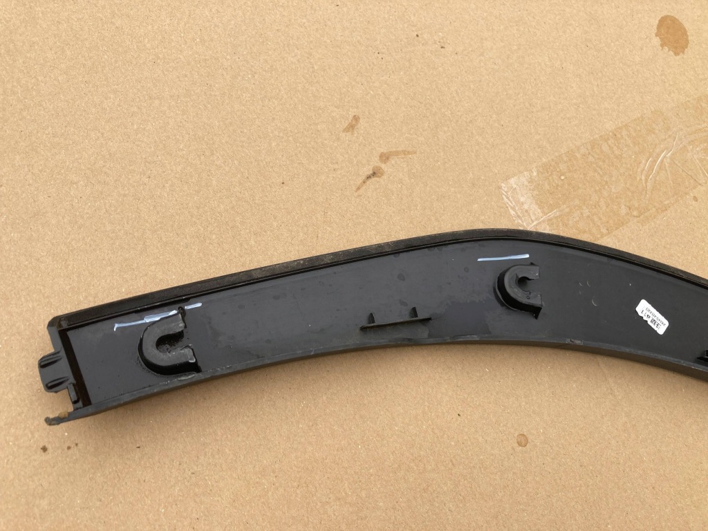 Mg zs ii 24- молдинг крыла левый перед orygi. в Украине