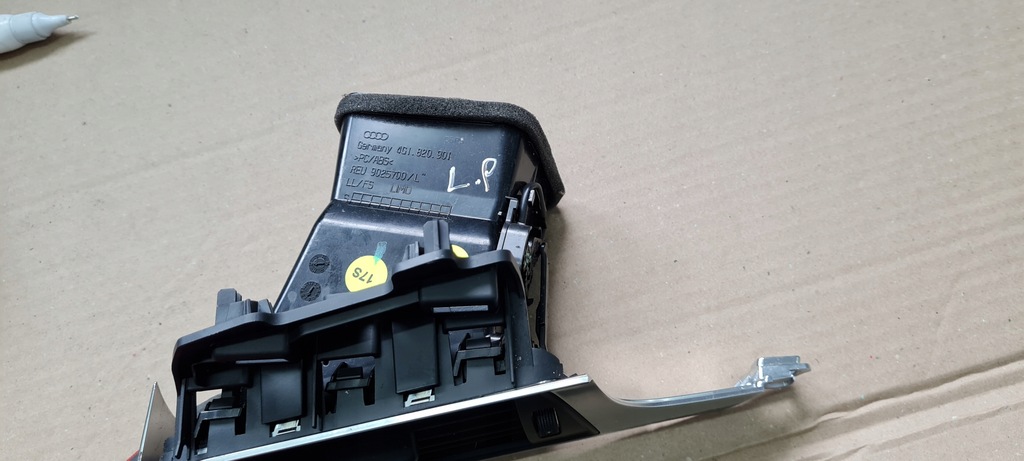 фото №5, S7 4g a7 решітка обдув ліва консолі 4g1820901 a6 c7 4g