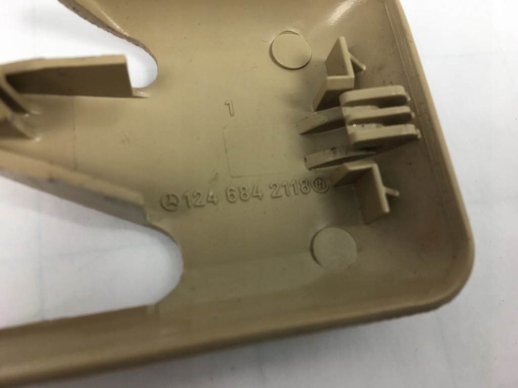 фото №9, Заглушка гвинт кріплення сидінь mercedes w124 w201 1246842118 бежева kremow