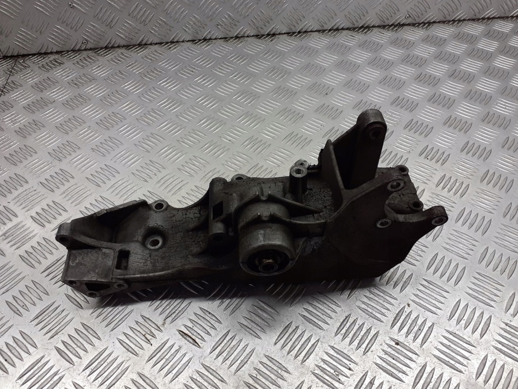Купить Кронштейн кронштейн генератора vw passat b5 fl 2.0 06b903143n