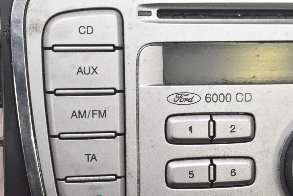 фото №15, Радио радиопроигрыватель 6000cd 8m5t-18c815-ab ford focus mk2 lift 04-08