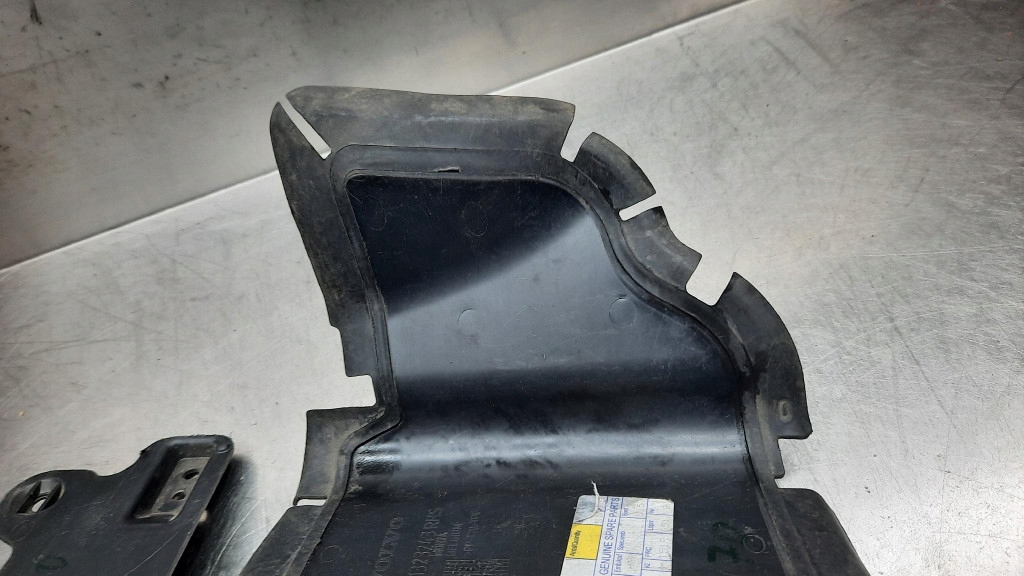 фото №7, Повітропровід повітря права 31323243 volvo xc70 v70 iii s80 ii 08-16r