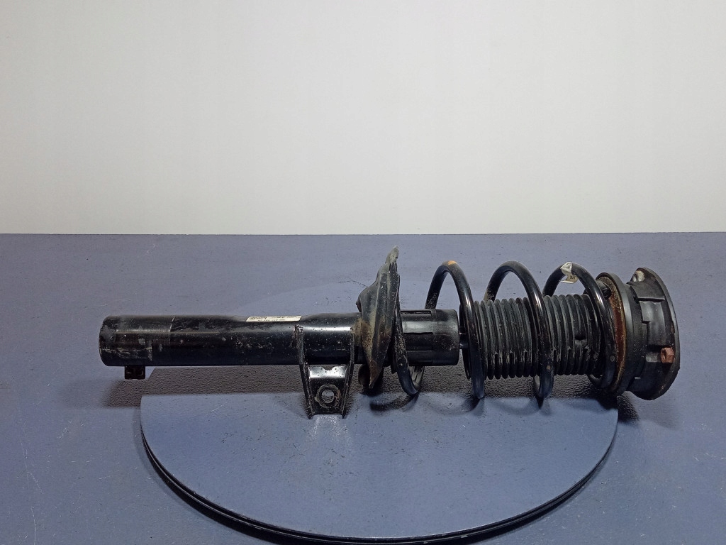 фото №1, Vw arteon амортизатор перед левый. передний 3q0413031cm