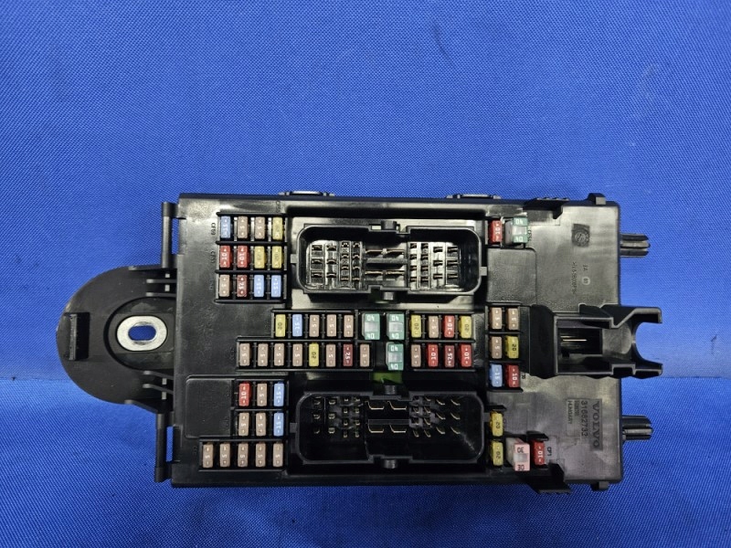 фото №1, Коробка предохранителей volvo v60 ii 2.0 d4