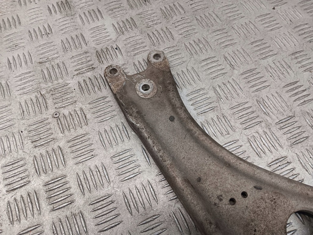 фото №7, Audi q3 8u 3c0407151h правая сторона рычаги