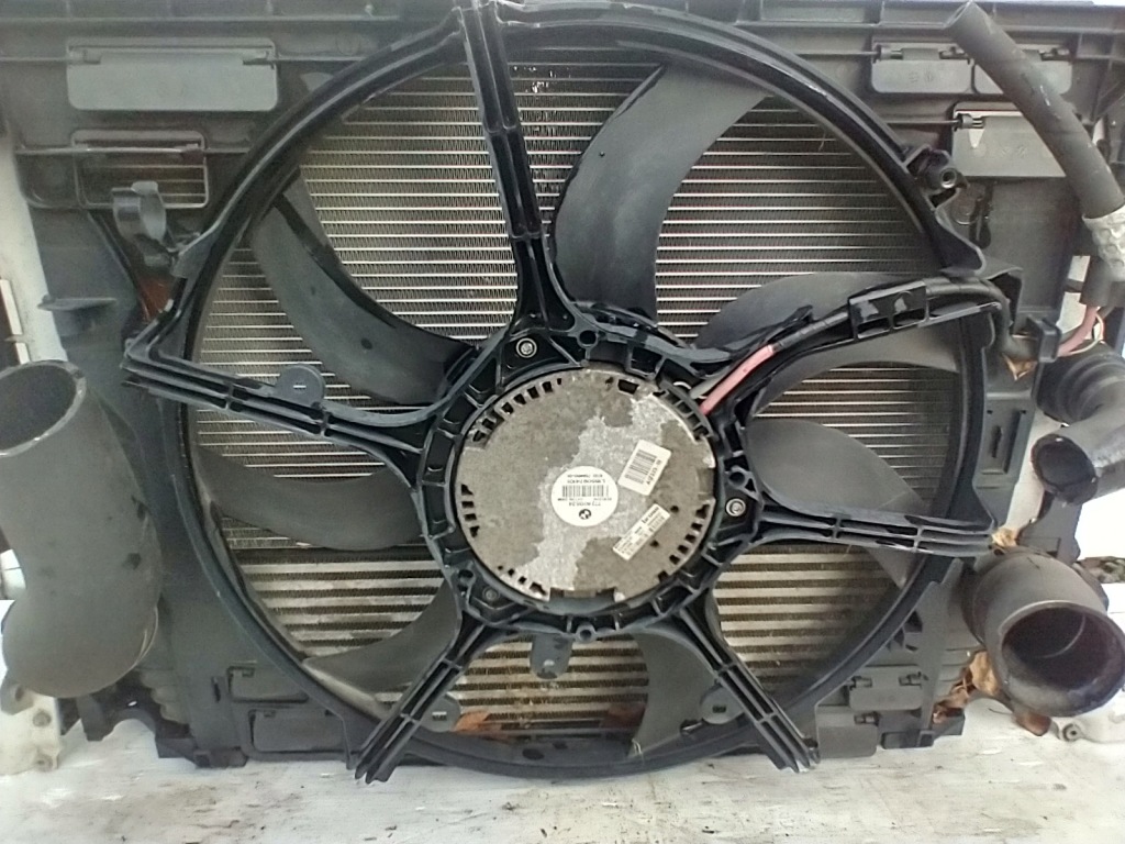 Bmw 5 f10 f11 2.0d радіатор комплект вентилятор 77260135 8509171 Оригінал