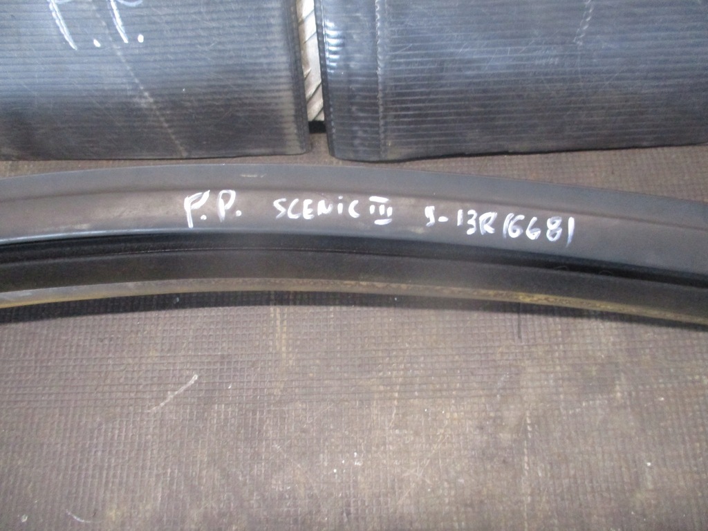 фото №2, Рамка двері p.p. прокладка renault grande scenic iii 09-13 r.