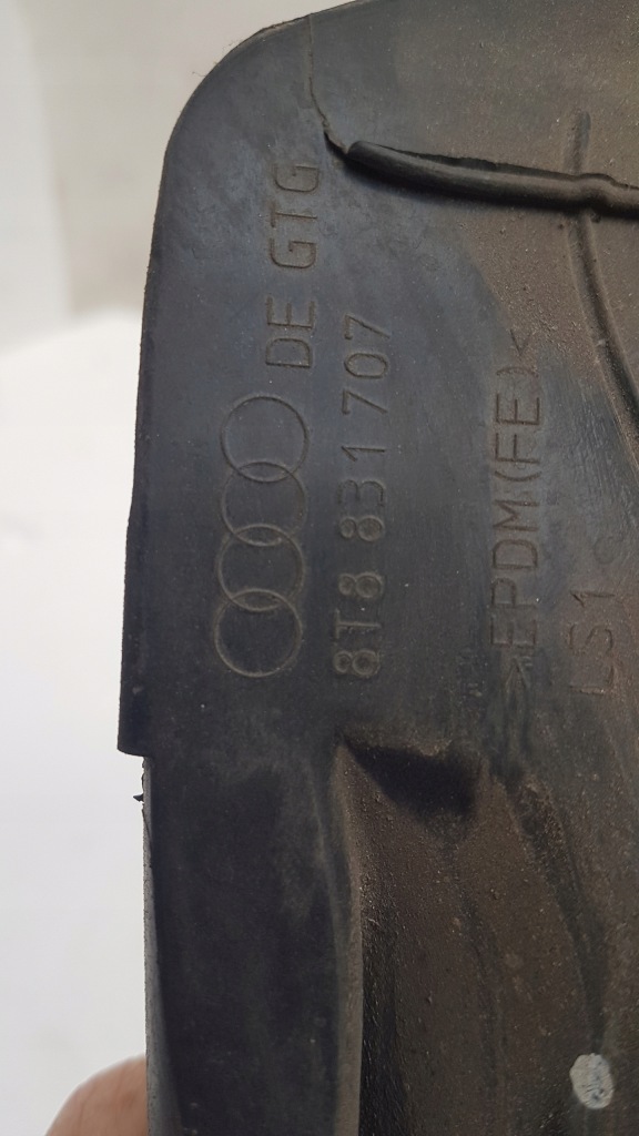 фото №5, Прокладка кузовная правая левая audi a5 8t sportback