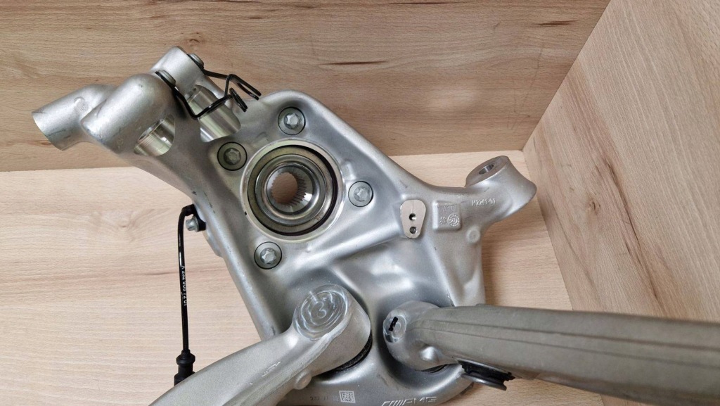 Ступица колеса передний mercedes-benz sl amg r232 a2323305902 Цена