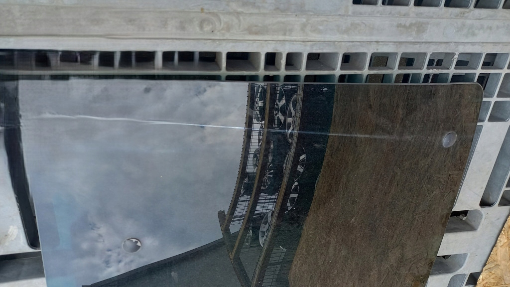 фото №3, Стекло кузовная правая land rover freelander