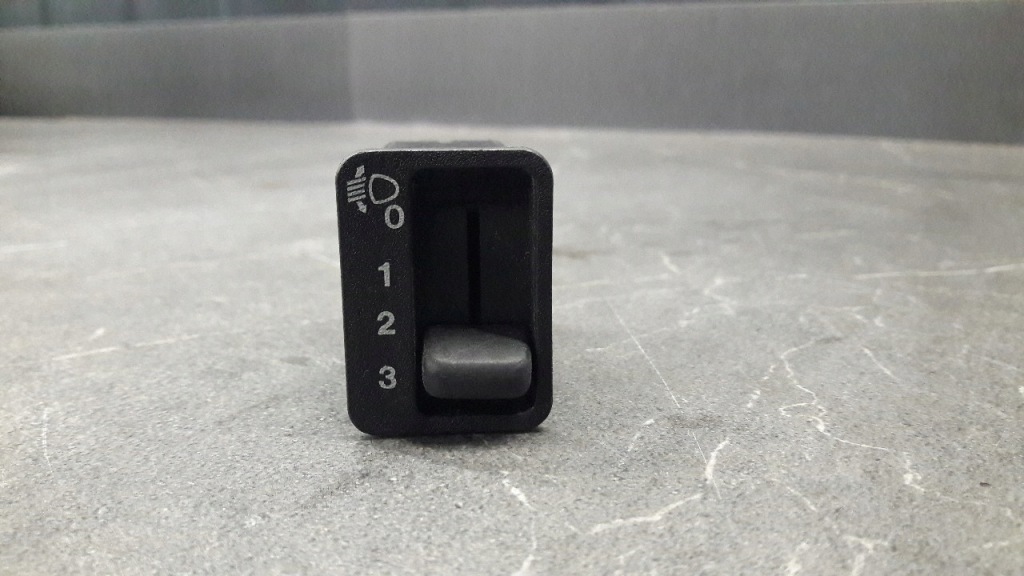 фото №1, 01645 регулятор высоты света range rover