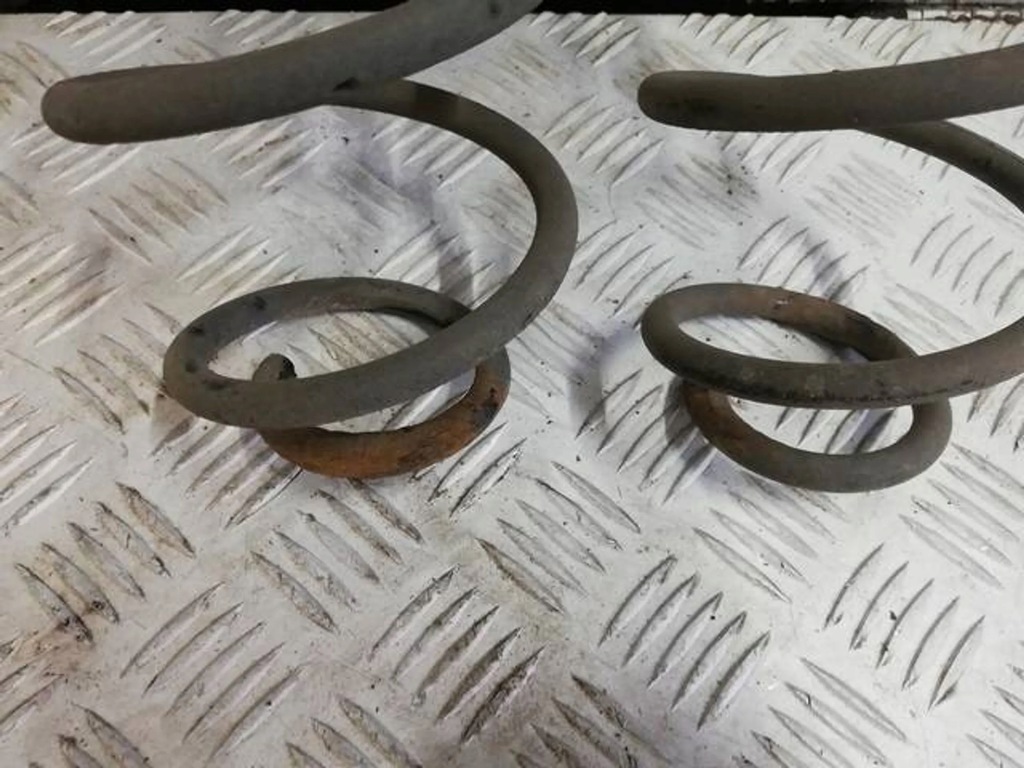 фото №3, Пружини задня задні citroen c4 cactus