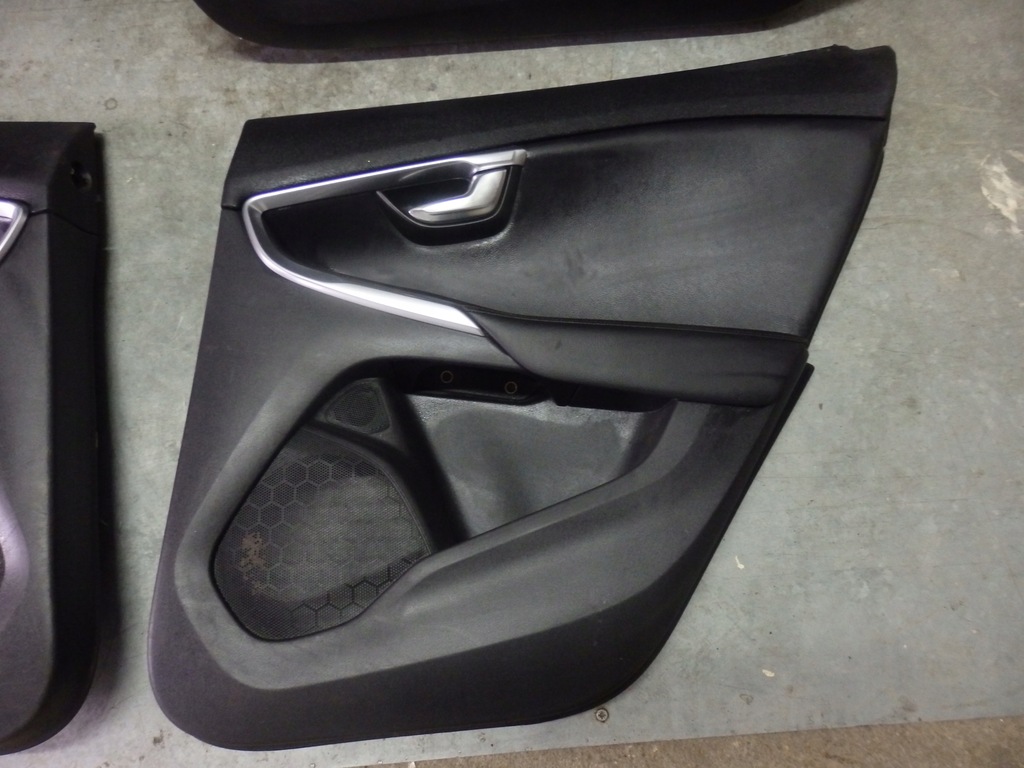 фото №14, Сиденья перед заднее сиденье обивка volvo v40 2012- r-design uk