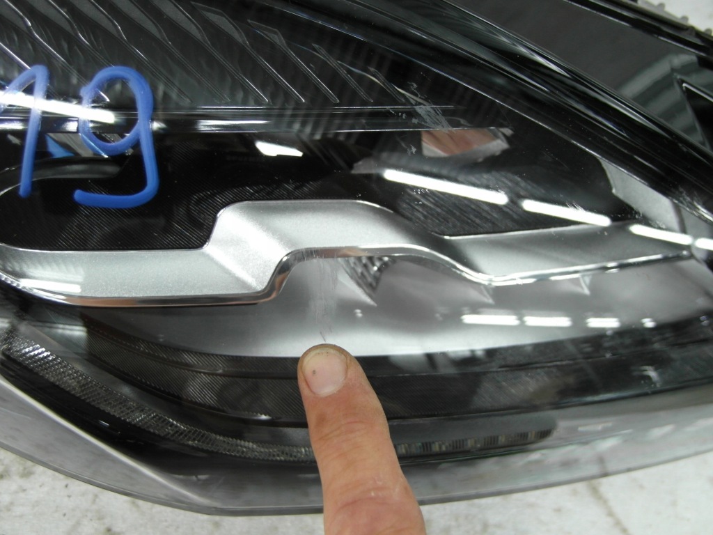 Jaguar e-pace full led ideał лампа передняя правая в Украине