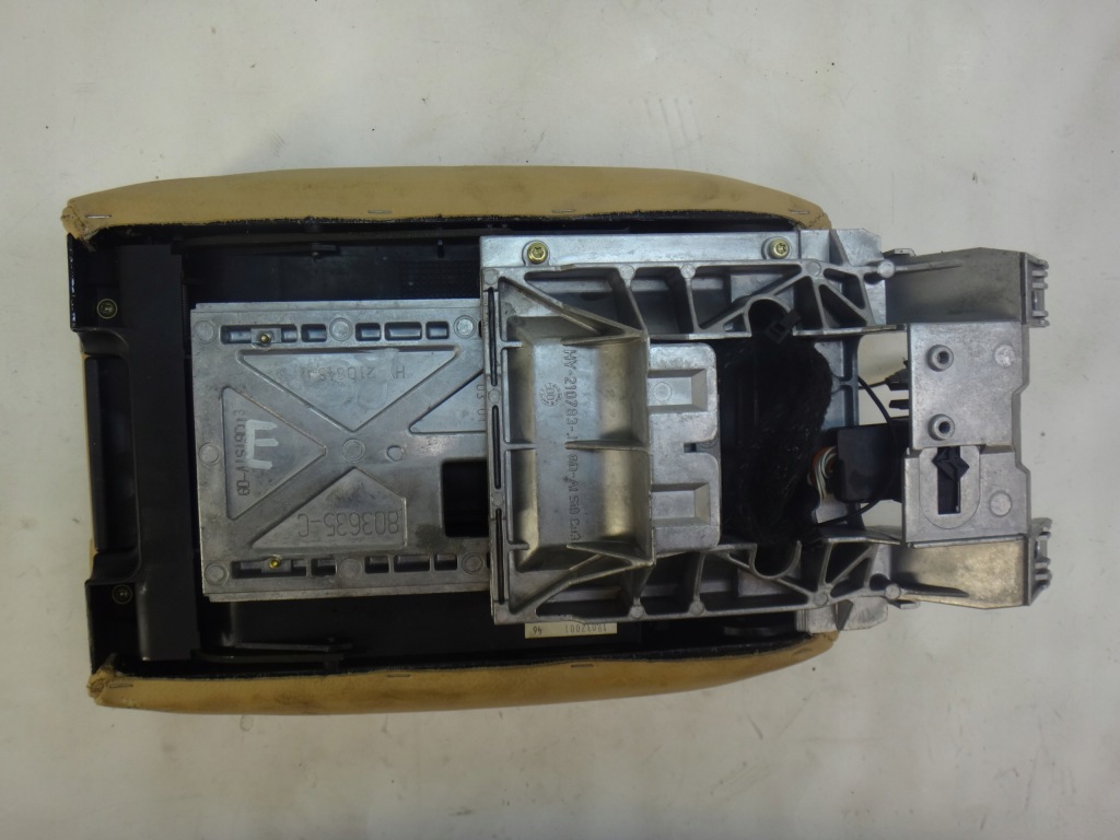 фото №6, Підлокітник podłokieć bmw e38 бежева шкіра