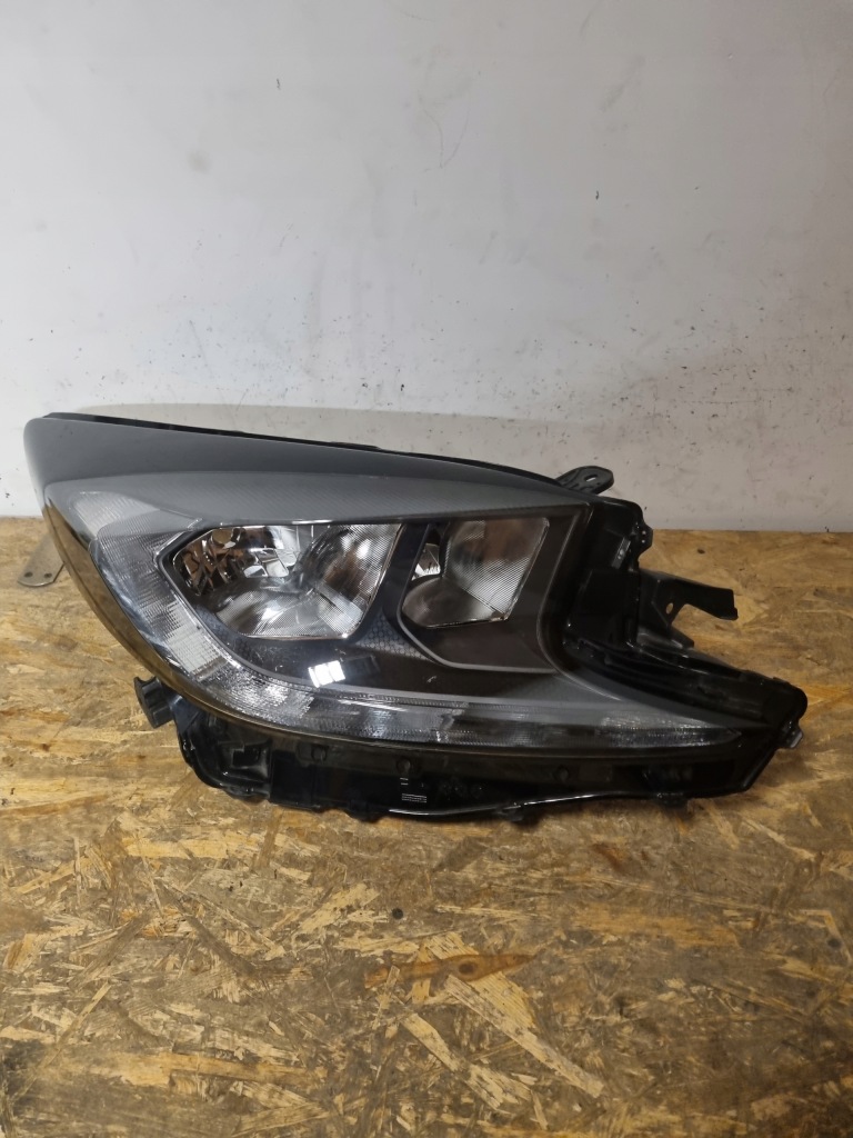 фото №1, Фара лампа toyota aygo x 2021- звичайна europa