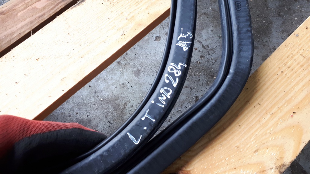 фото №9, Q5 8r прокладка двері кузовна ліва права задня