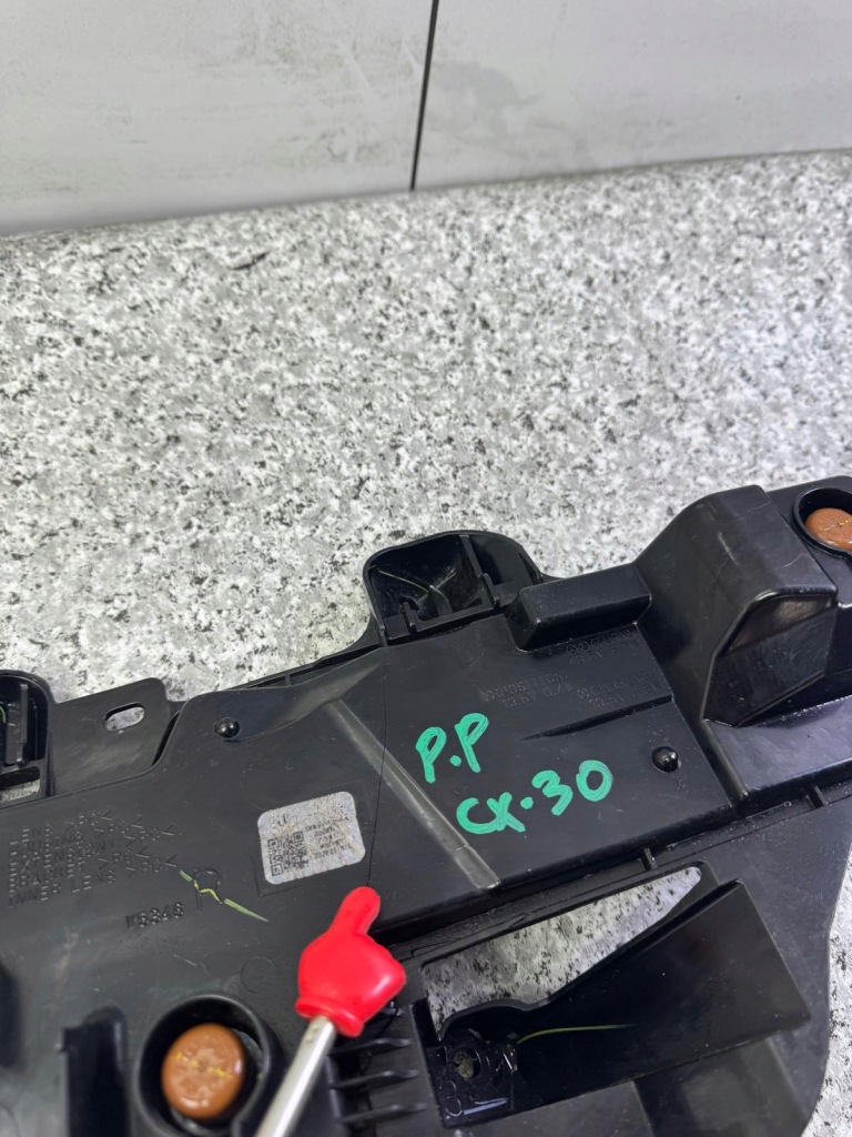 Drl led поворотник правый led cx30 cx-30 2019-25 dfr5-51060 Недорого