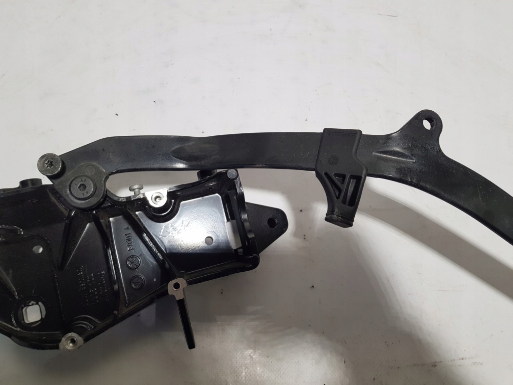 Петля кришки дах лівий mercedes r172 slk w172 Оригінал