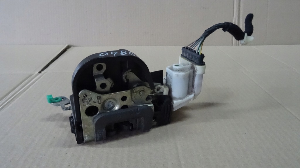 фото №4, Alfa romeo 147 замок двері лівий перед 3d 6 pin