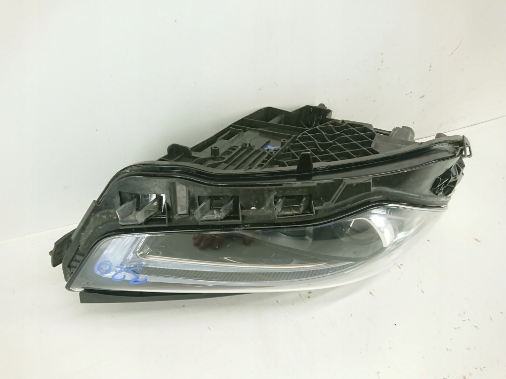 Mercedes cla 118 led фара правая перед передняя в Украине