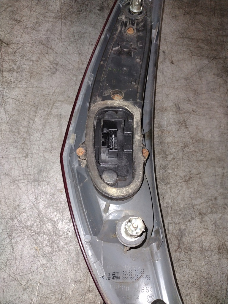 фото №15, Лампа права задня fiat punto ii lift 3d