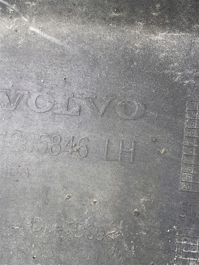 фото №9, Volvo v40 ii накладка молдинг порог порог левая