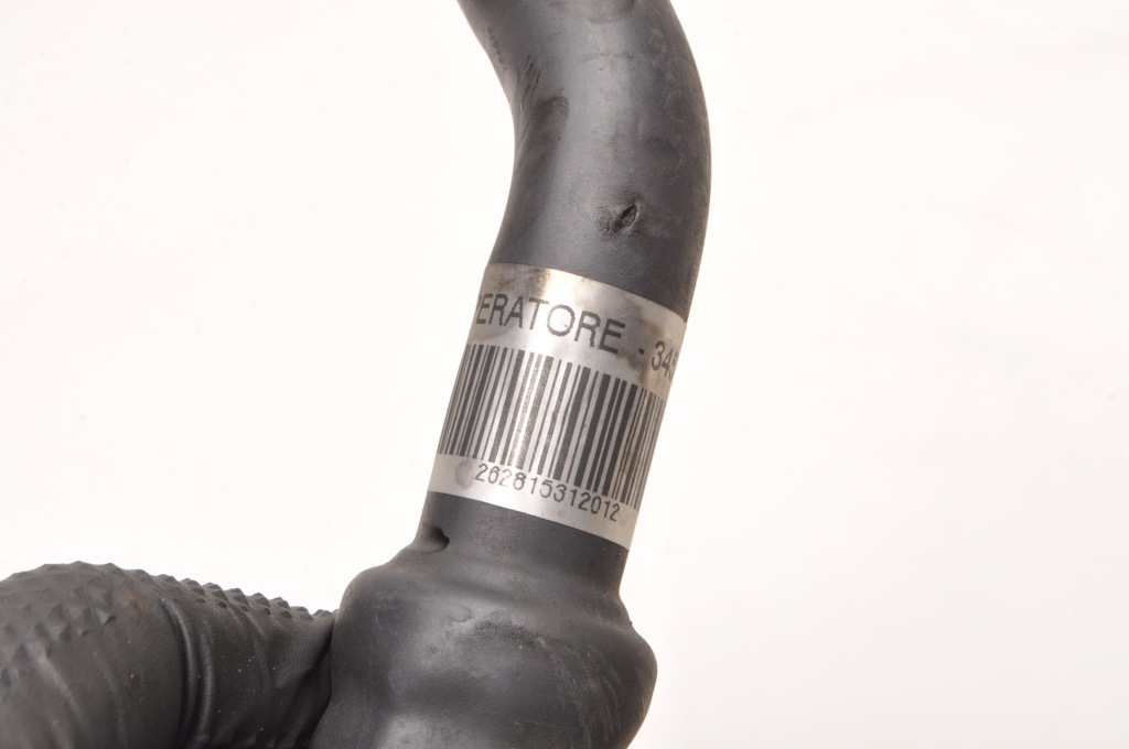 Ferrari california 4.3 труба шланг пабтрубок  262815 Доставка