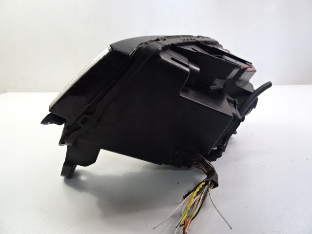 фото №11, Jeep grand cherokee wk2 лампа передняя правая europa