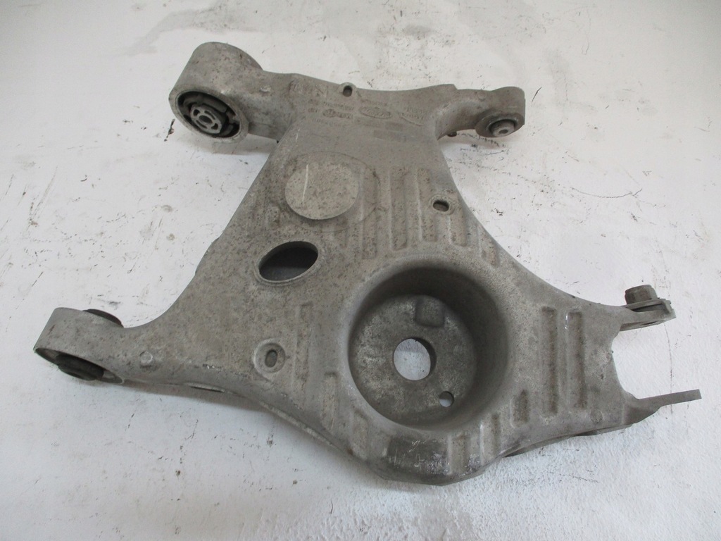 фото №5, Важіль важелі задня задній range rover velar правий лівий