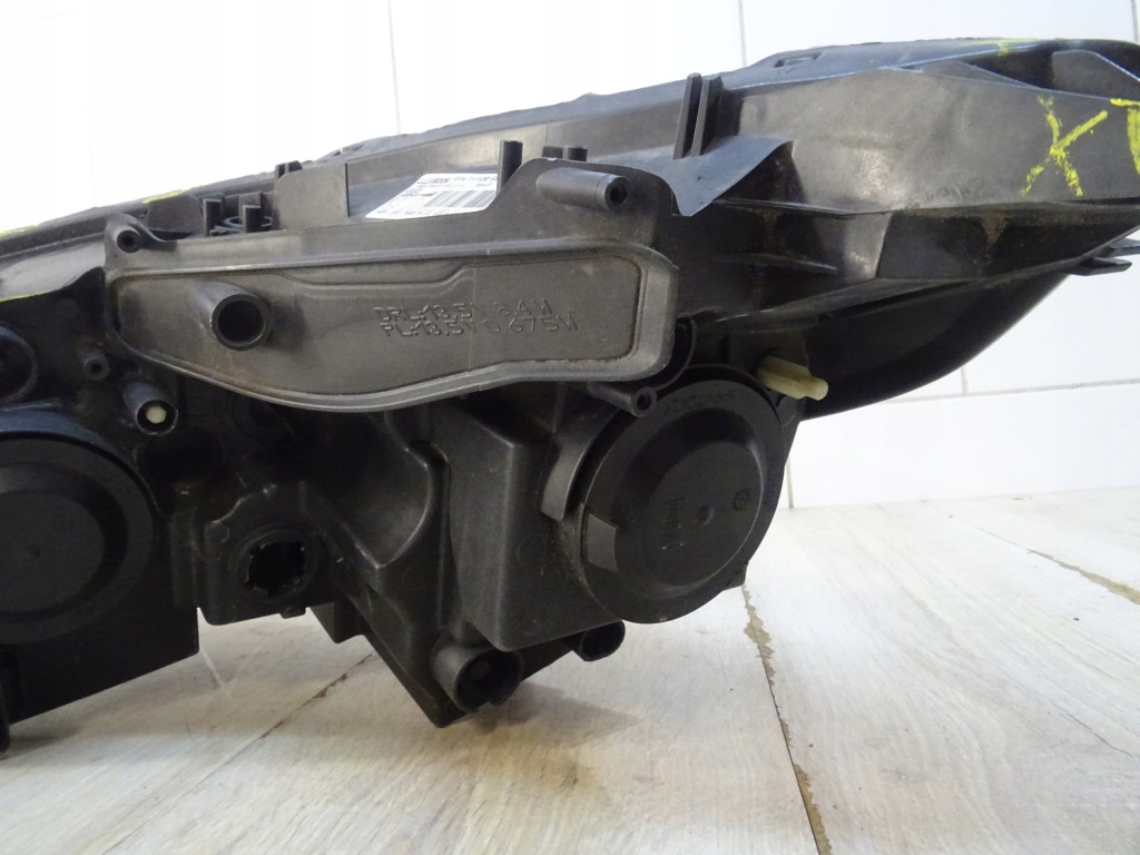 Peugeot 2008 i lift 16- лампа правая перед 9814739580 llu Цена