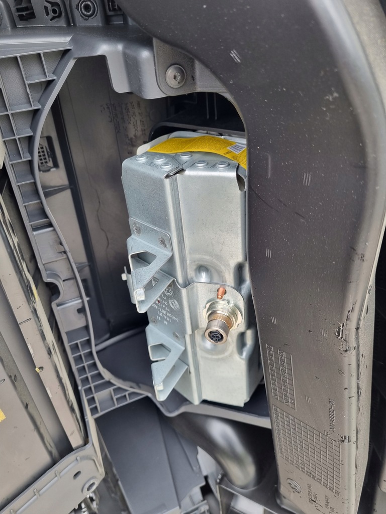 фото №9, Vw amarok консоль приборная панель подушка безопасности ремни оригинал