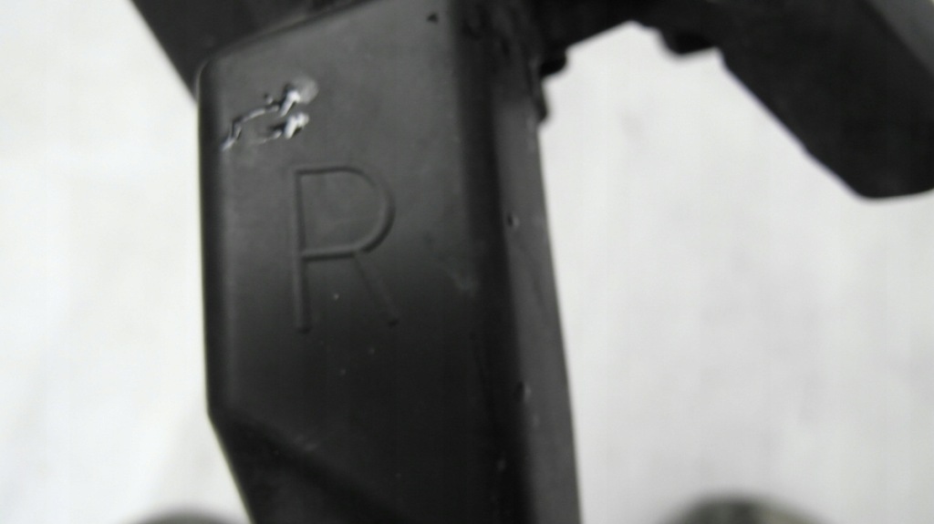 Mazda противотуманная фара led левый Цена