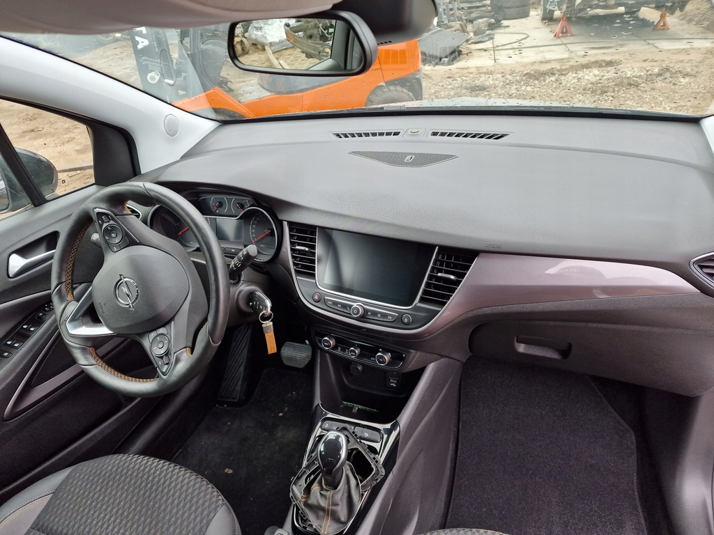 фото №1, Приборная панель приборная панель консоль opel crossland x
