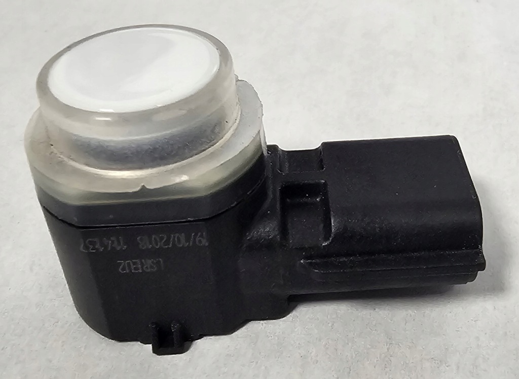 фото №1, Новый оригинальный номер датчик парковки pdc renault captur clio iv scenic iii 284429973r