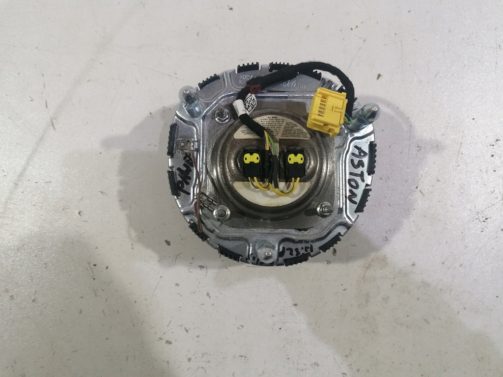 фото №7, Aston martin приборная панель консоль подушка безопасности подушки безопасности