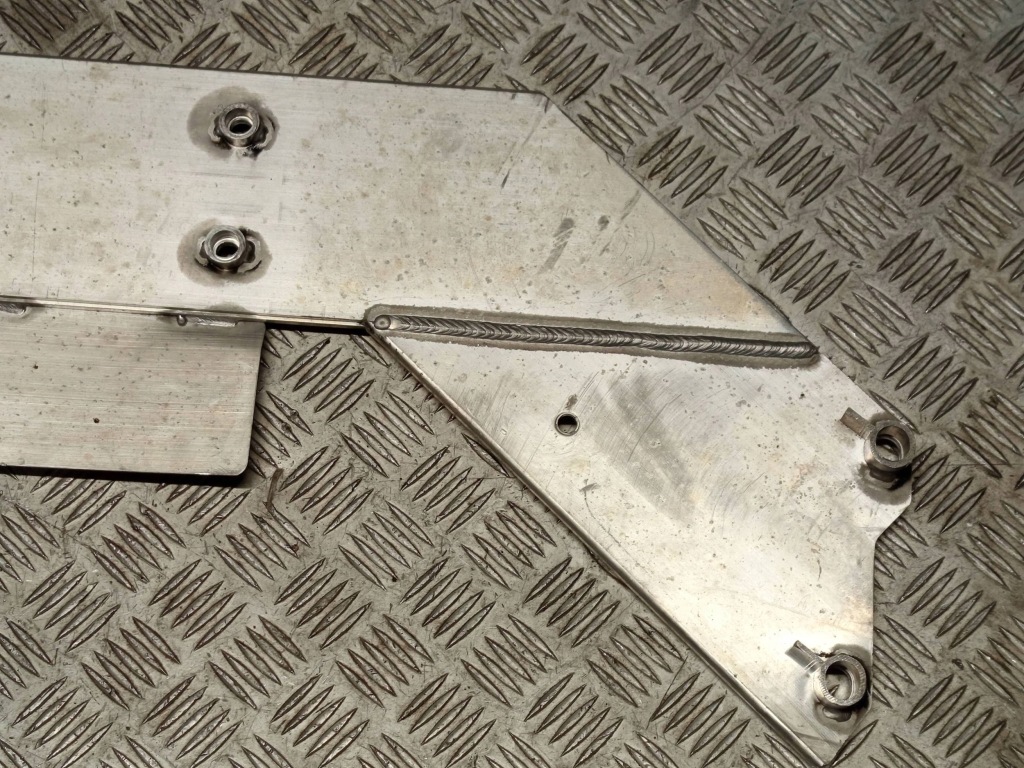 фото №14, Bmw оригинальный номер 7453797 3' g20 g21 кронштейн распорка подвеска туннель